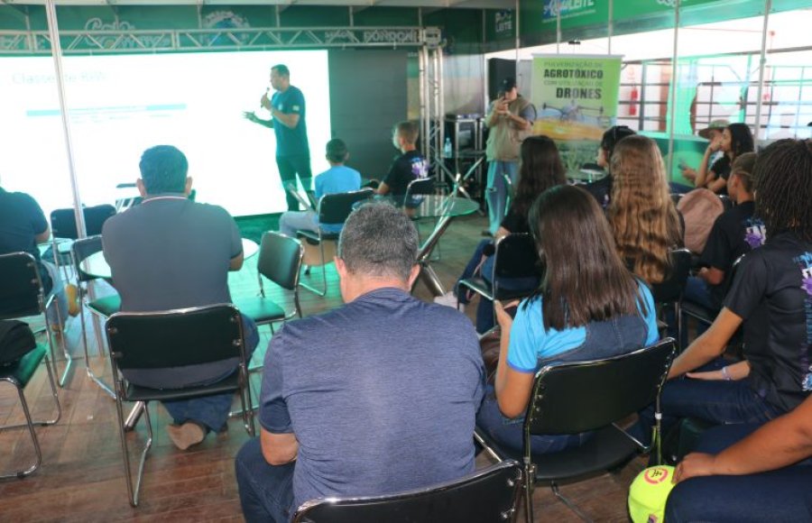 Na Rondônia Rural Show, Idaron inicia ciclo de oficinas técnicas com palestras sobre Monilíase e Serviços de Inspeção