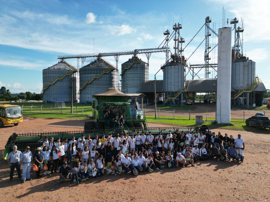 Projeto “Da Escola ao Campo” leva estudantes à vivência prática no agronegócio em Rio Crespo (RO)